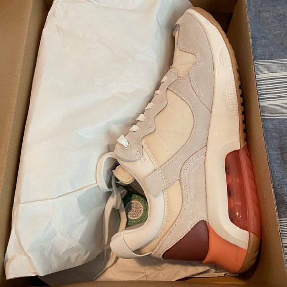 Jordan MA2 Future Beginnings LIKE NEW - Picture 4 of 10